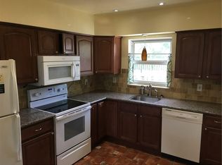 2338 Pierce St, Hollywood, FL 33020
