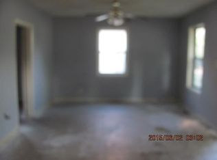 811 W 1st St, Joplin, MO 64801