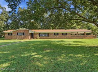 254 Taylor Dr, Morton, MS 39117