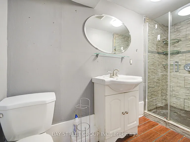1421 Old Green Ln — Photo 38