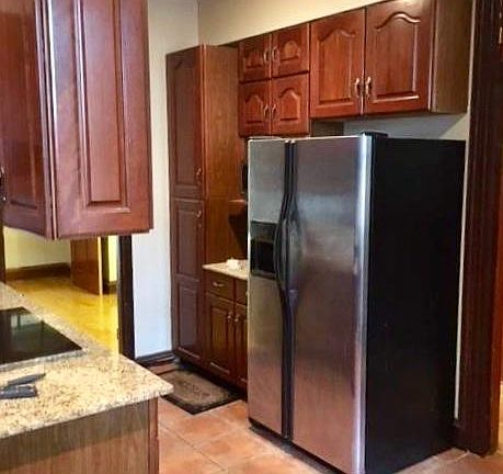 5th image of 2402 Menard St #2A