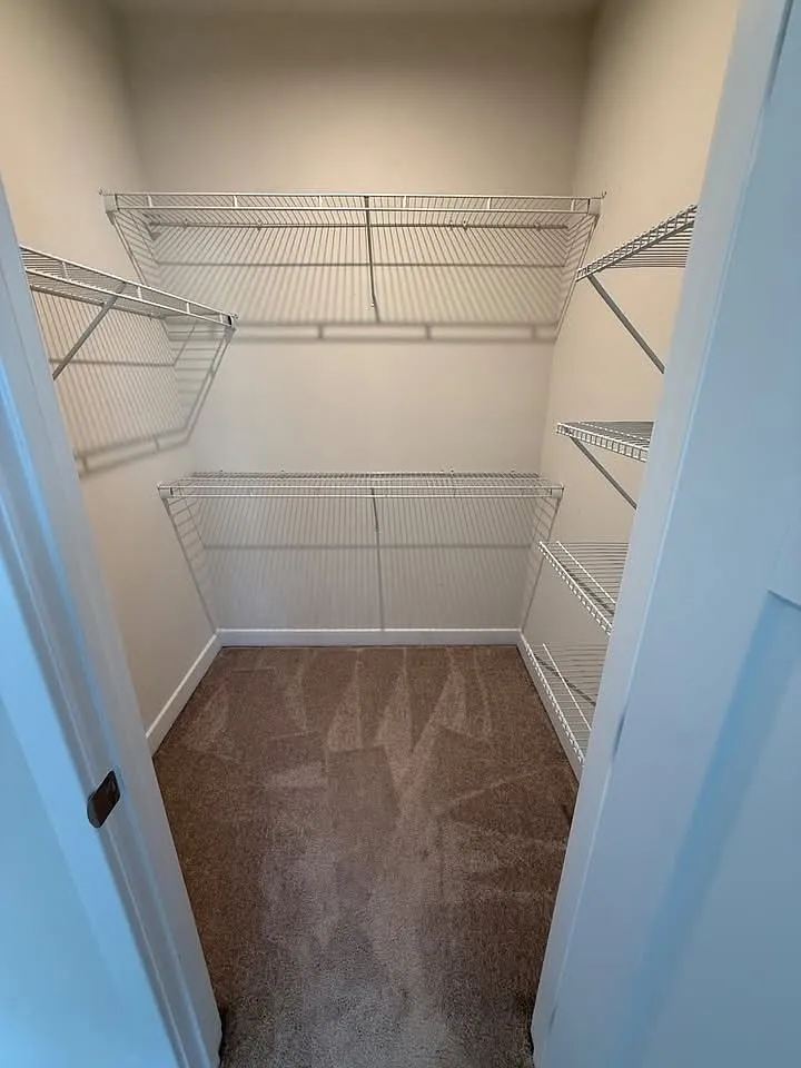 3 bed, 1745 sqft, $1,100 — Photo 3