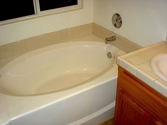Master Tub
