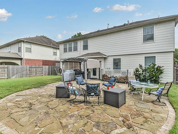 2nd image of 16519 Cypress Path Ct