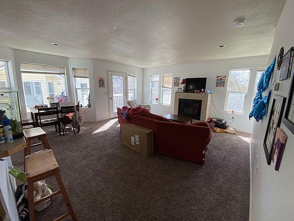 4th image of 857 N Garfield St #857