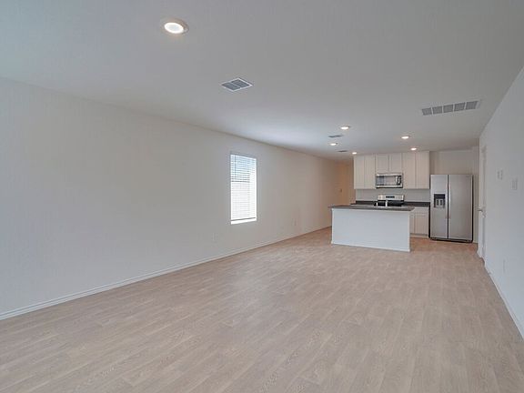 3rd image of 158 Alkali Dr