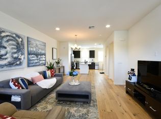 371 Expedition Ln, Milpitas, CA 95035