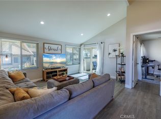 1422 Camelot Dr, Corona, CA 92882