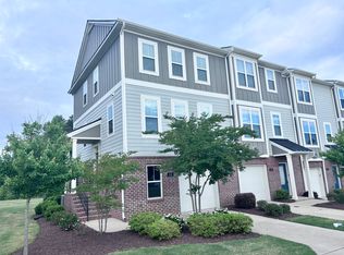 416 Skymont Dr, Holly Springs, NC 27540