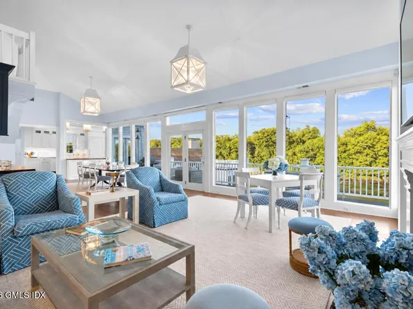 633 Steamboat Rd APT 4, Greenwich, CT 06830