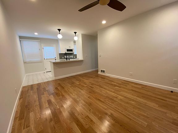3rd image of 2224 Cabrillo Ave APT B