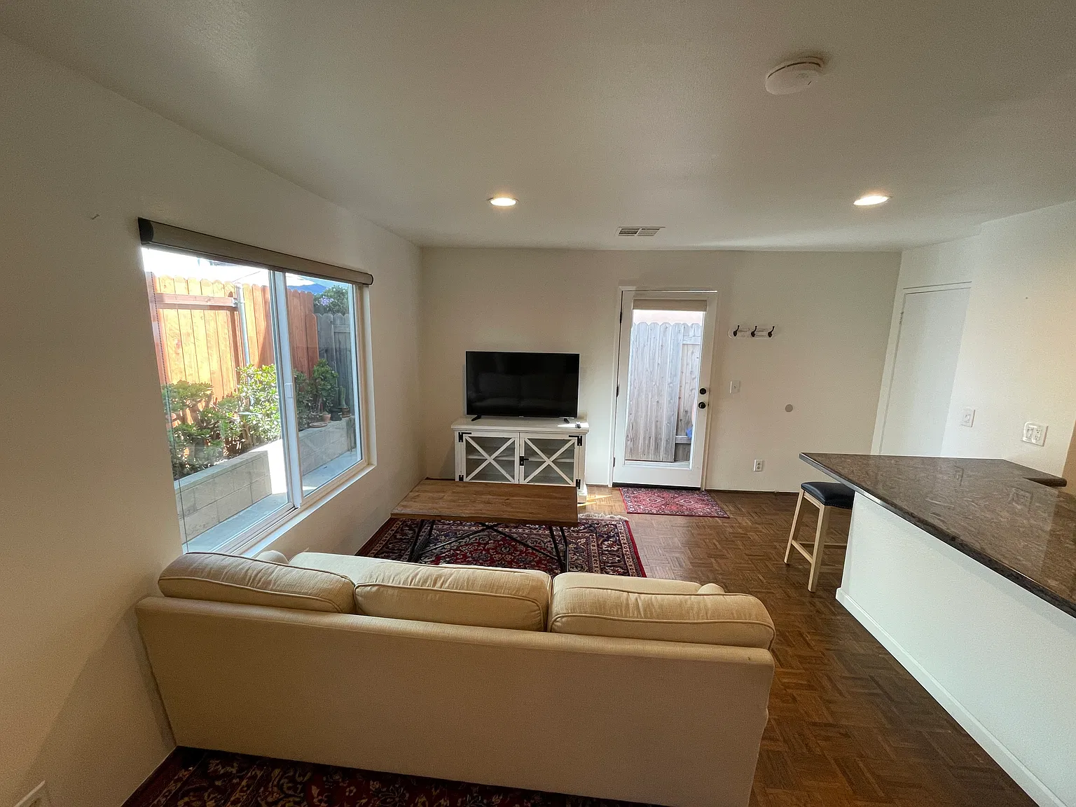 1 bed, 540 sqft, $2,000 — Photo 3