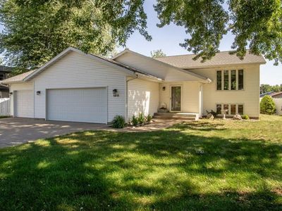 1811 Mitscher Avenue, Eau Claire, WI, 54701