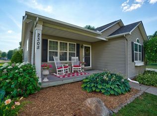 2305 Pine Grv, Burton, MI 48519