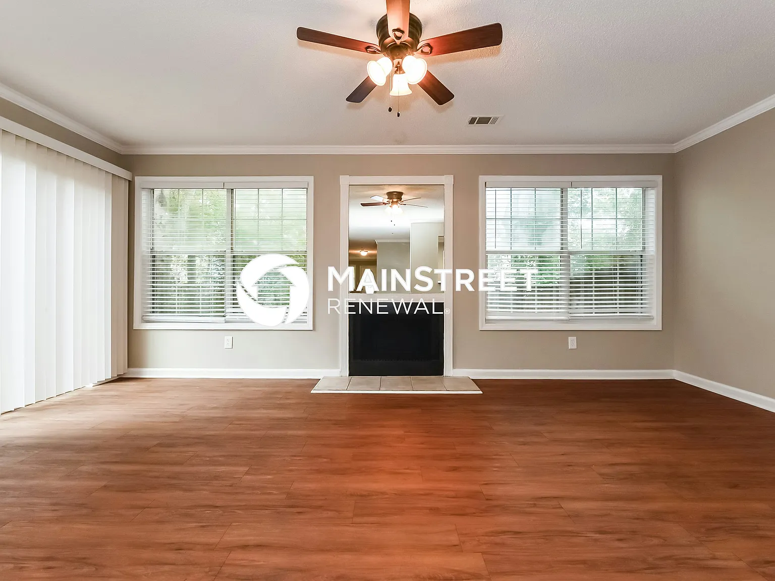 3537 Lehigh Way — Photo 2