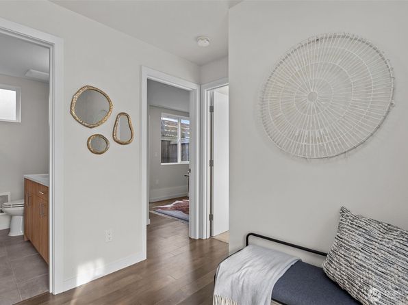 1405 Martin Luther King Jr Way, Seattle, WA 98122