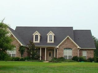 804 Post Oak Rd, Lufkin, TX 75904