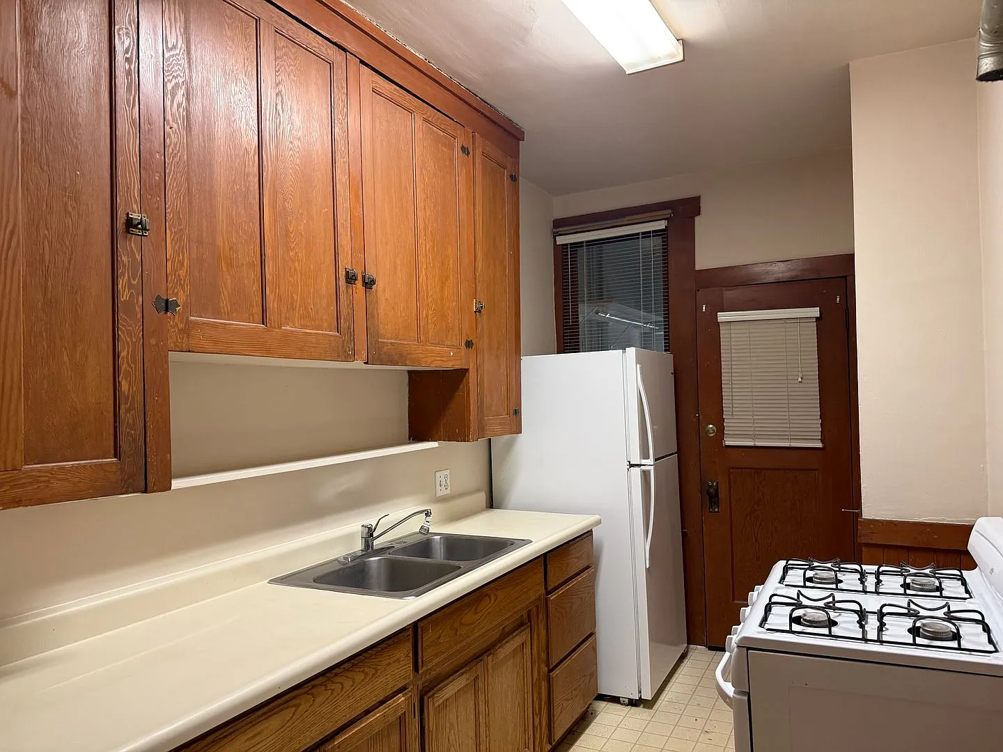 Vintage Charm, Great Location! — Photo 4