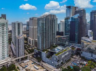 68 SE 6th St #2803, Miami, FL 33130