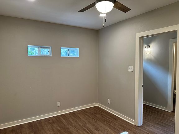 4th image of 203 E Rosewood Ave #3