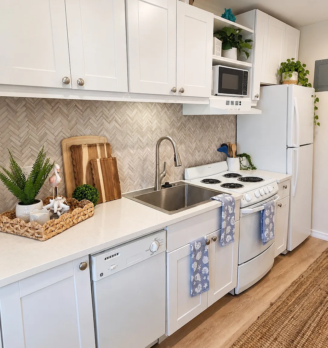 1 bed, 700 sqft, $1,700 — Photo 3