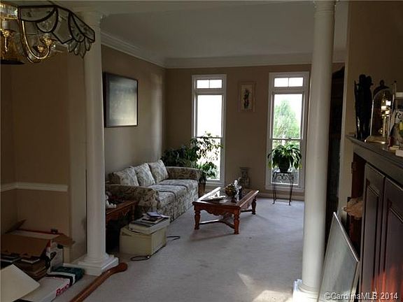 5th image of 8901 Oxfordshire Ct