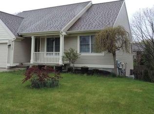 15785 River Side Dr, Spring Lake, MI 49456