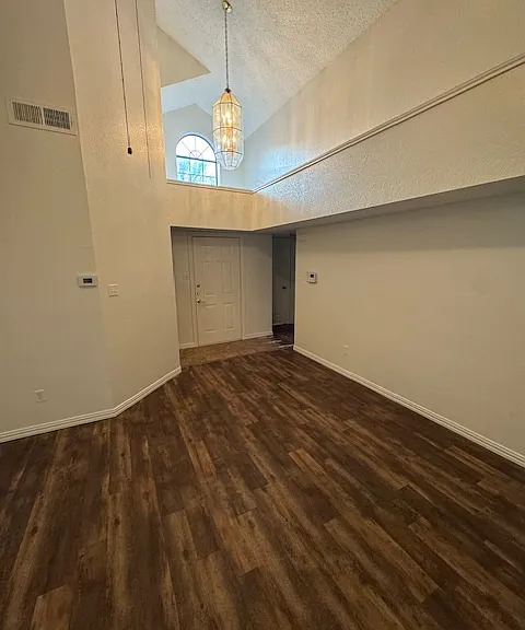 611 Turner Way — Photo 5