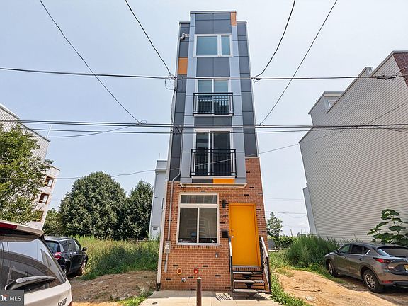 2nd image of 1949 N Orianna St