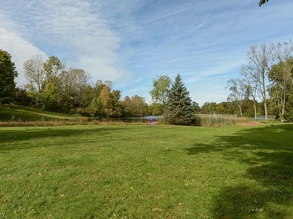 4th image of 3279 Rustic Lake Dr