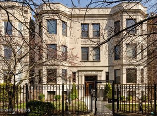 4011 N Kenmore Ave APT 102, Chicago, IL 60613
