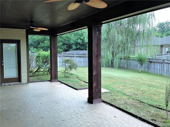3rd image of 5813 Amberwood Ln