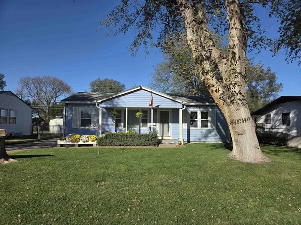 2010 E Idlewild St, Wichita, KS 67216