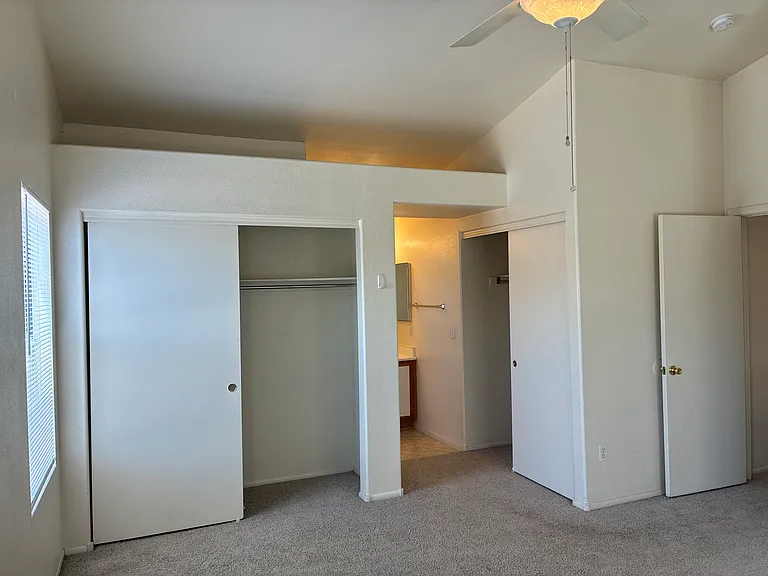 10523 W Windsor Blvd — Photo 17