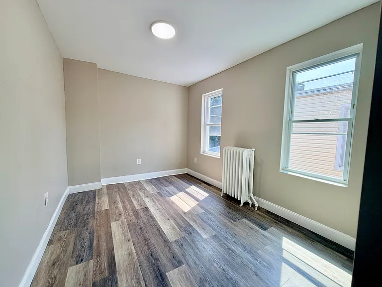 248 Greenwich St — Photo 27