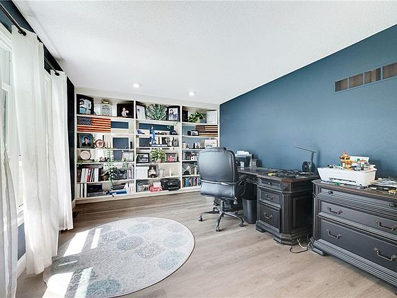 4th image of 16424 E George Franklyn Dr