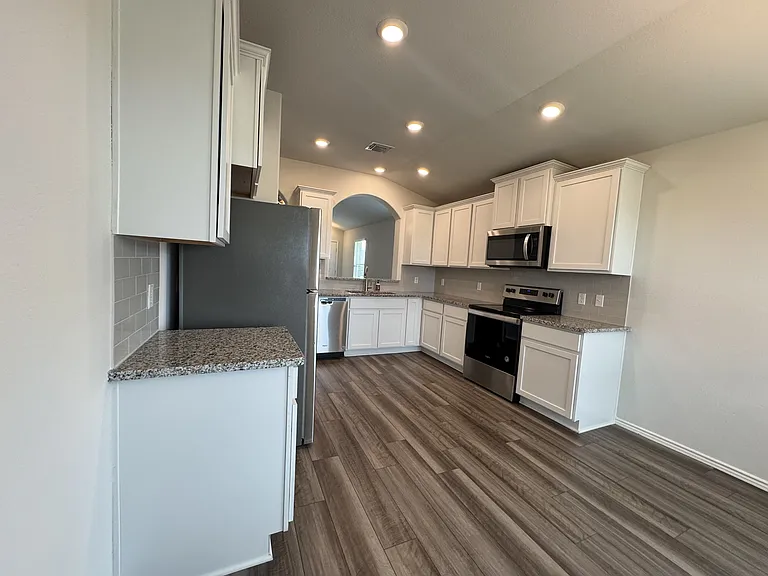 806 Stone Valley Rd — Photo 9