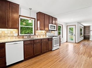 127 Hackberry Hl, Long Lake, MN 55356