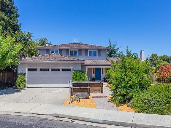 2nd image of 2609 Neves Ct