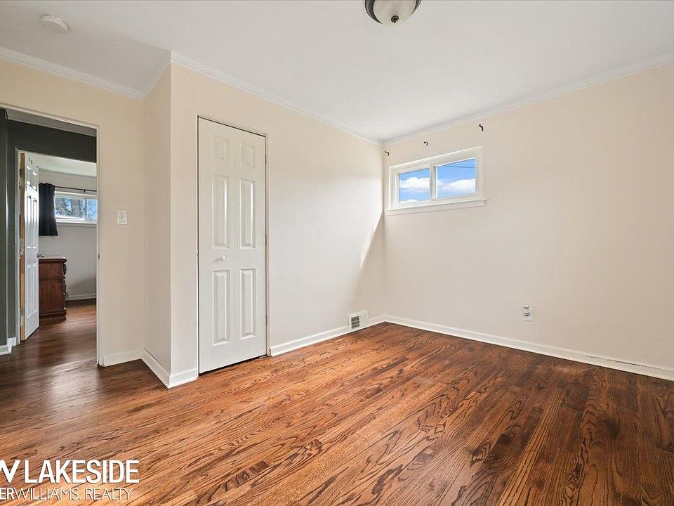 29605 Marquette St, photo 19