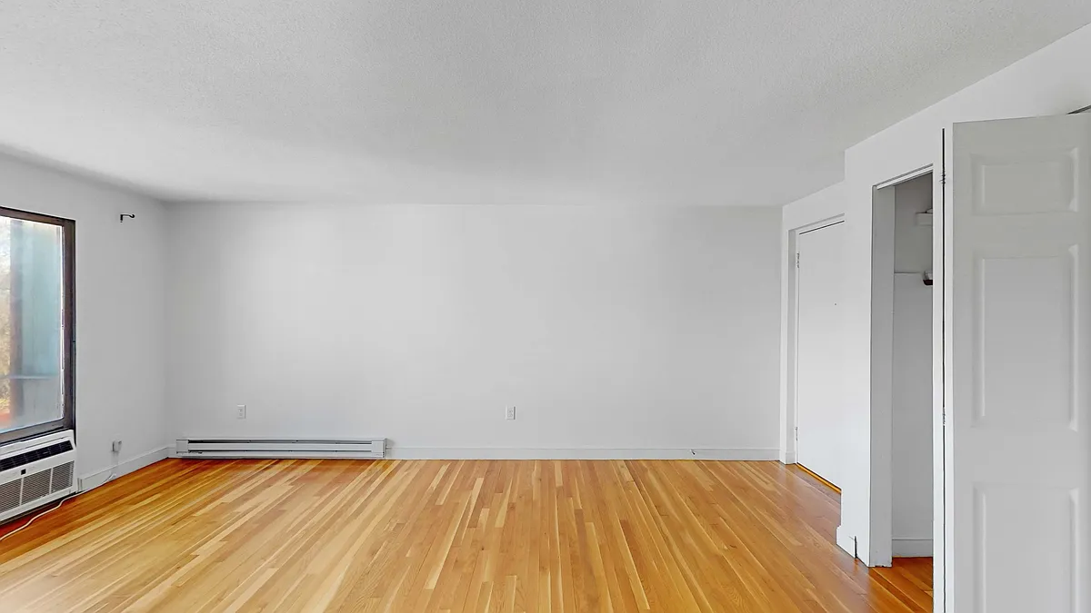 Building Photo - 175 W Wyoming Ave #43