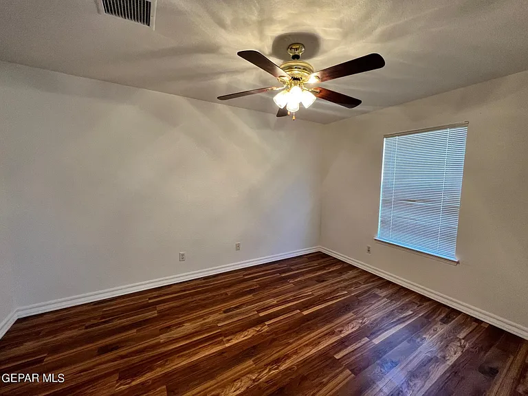 7105 Tierra Roja St — Photo 20