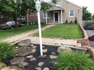 220 Crestview Rd, Pittsburgh, PA 15235