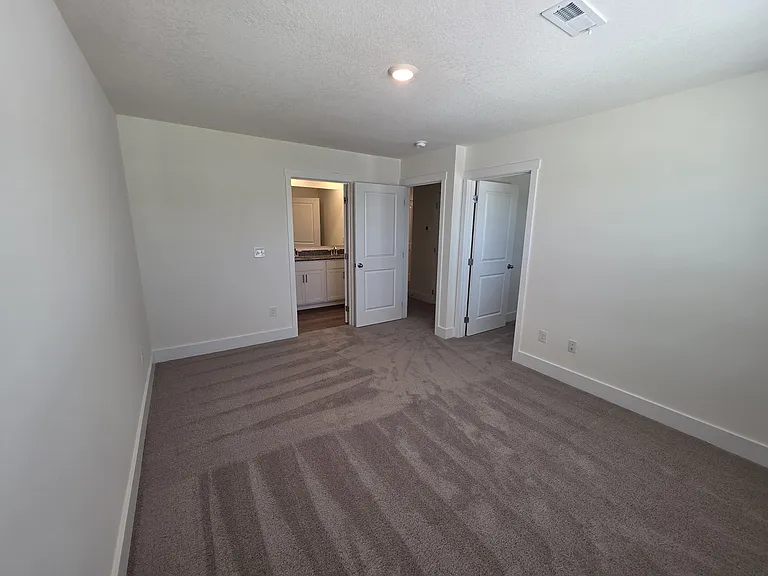 246 Business Park Ln — Photo 16