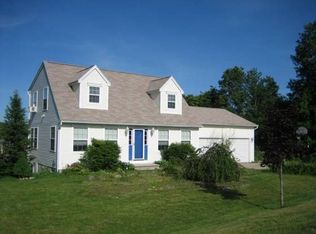 12 Goshen Rd, Windham, ME 04062
