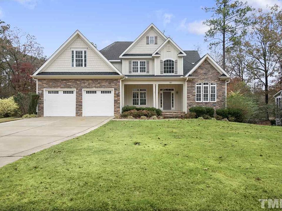 1st image of 157 Townsend Dr