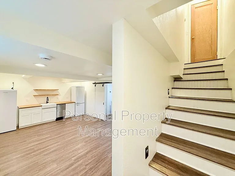 2234 N L St — Photo 24