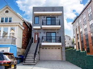647 38th St, Union City, NJ