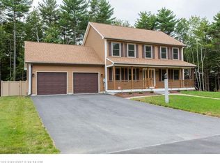78 Forest Glen Ln, Topsham, ME 04086