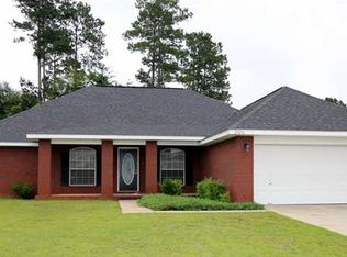 25216 Lakeland Dr, Loxley, AL 36551